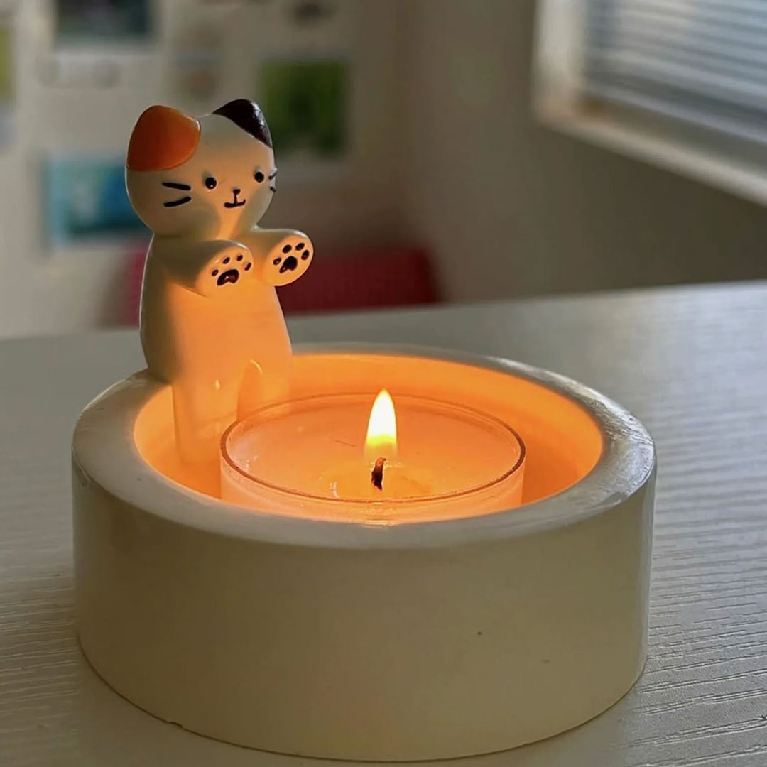 Adorable Kitty Creative Cat Candle Holder