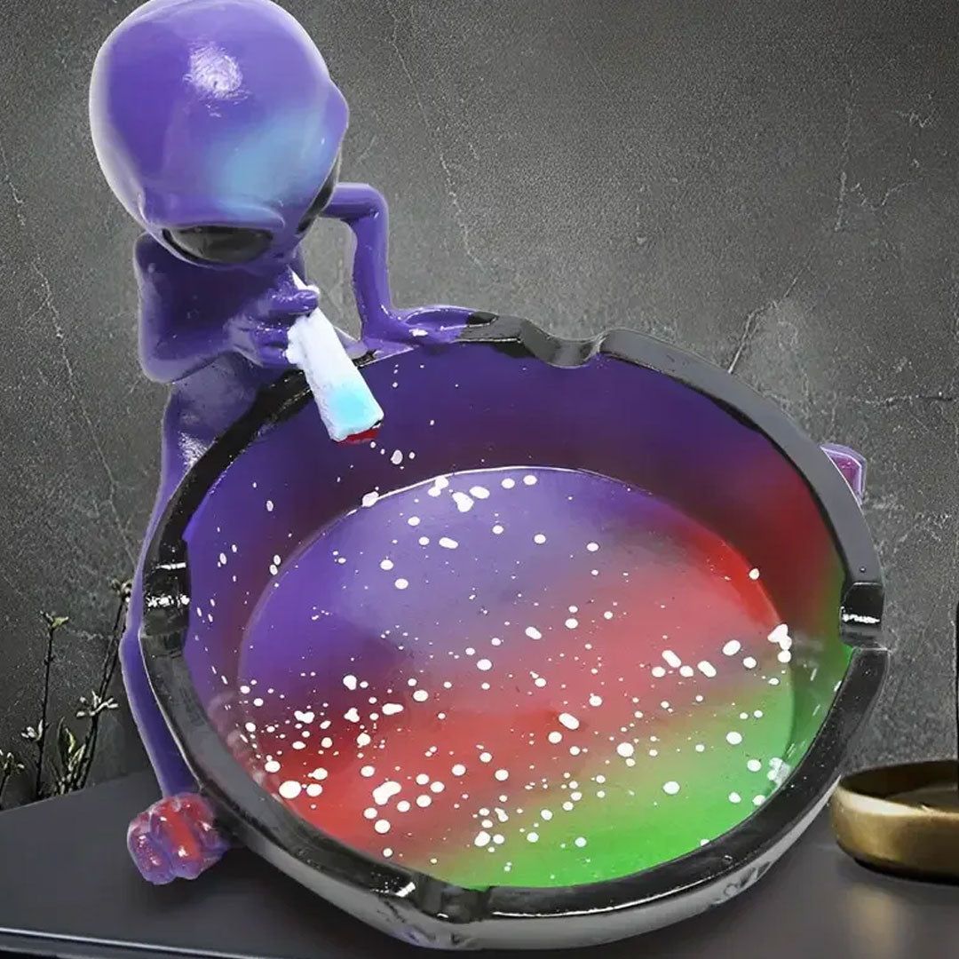 Retro Tabletop Decoration Alien Resin Ashtray