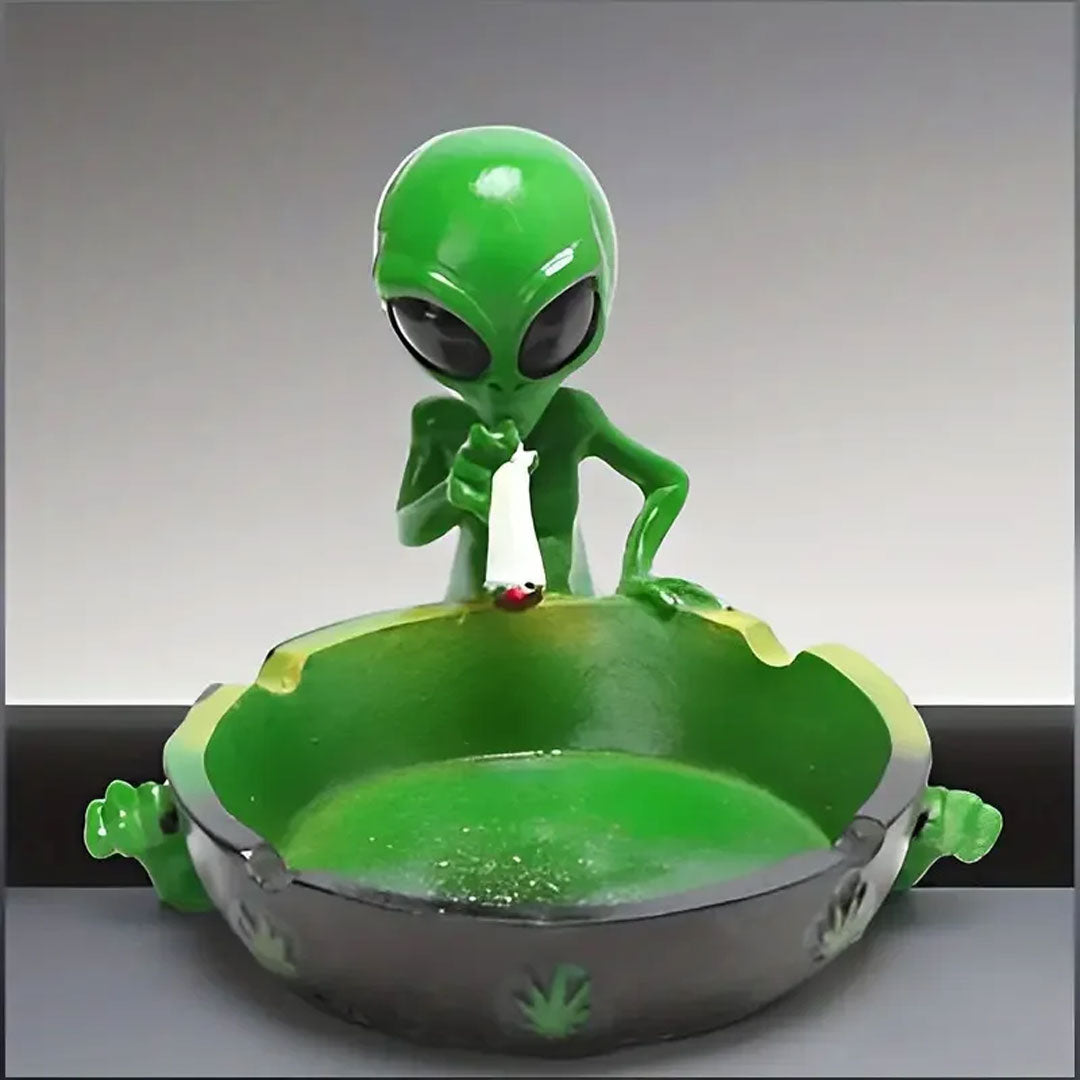 Retro Tabletop Decoration Alien Resin Ashtray