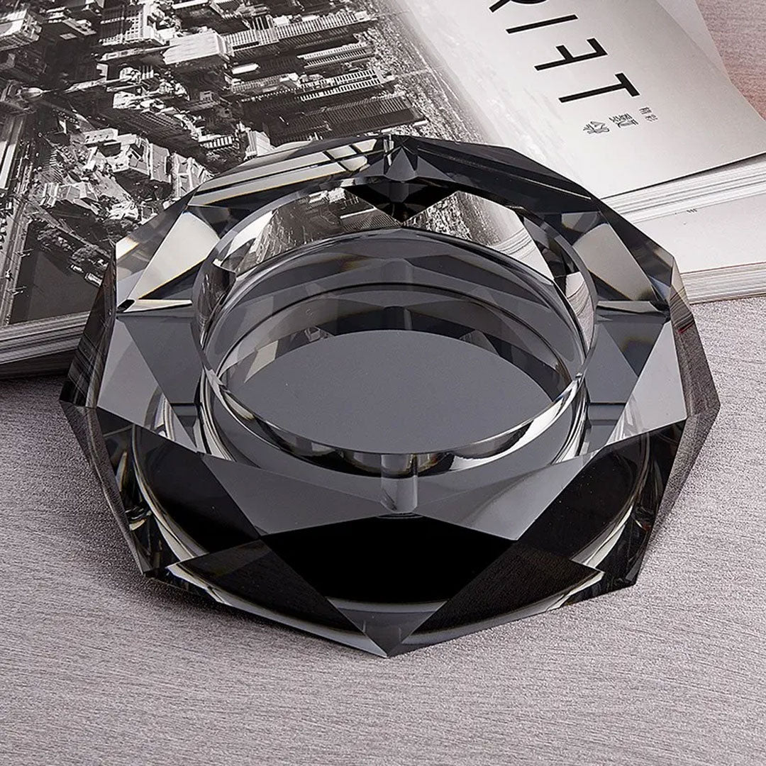 Light Luxury Large Round Glass Ashtray Design